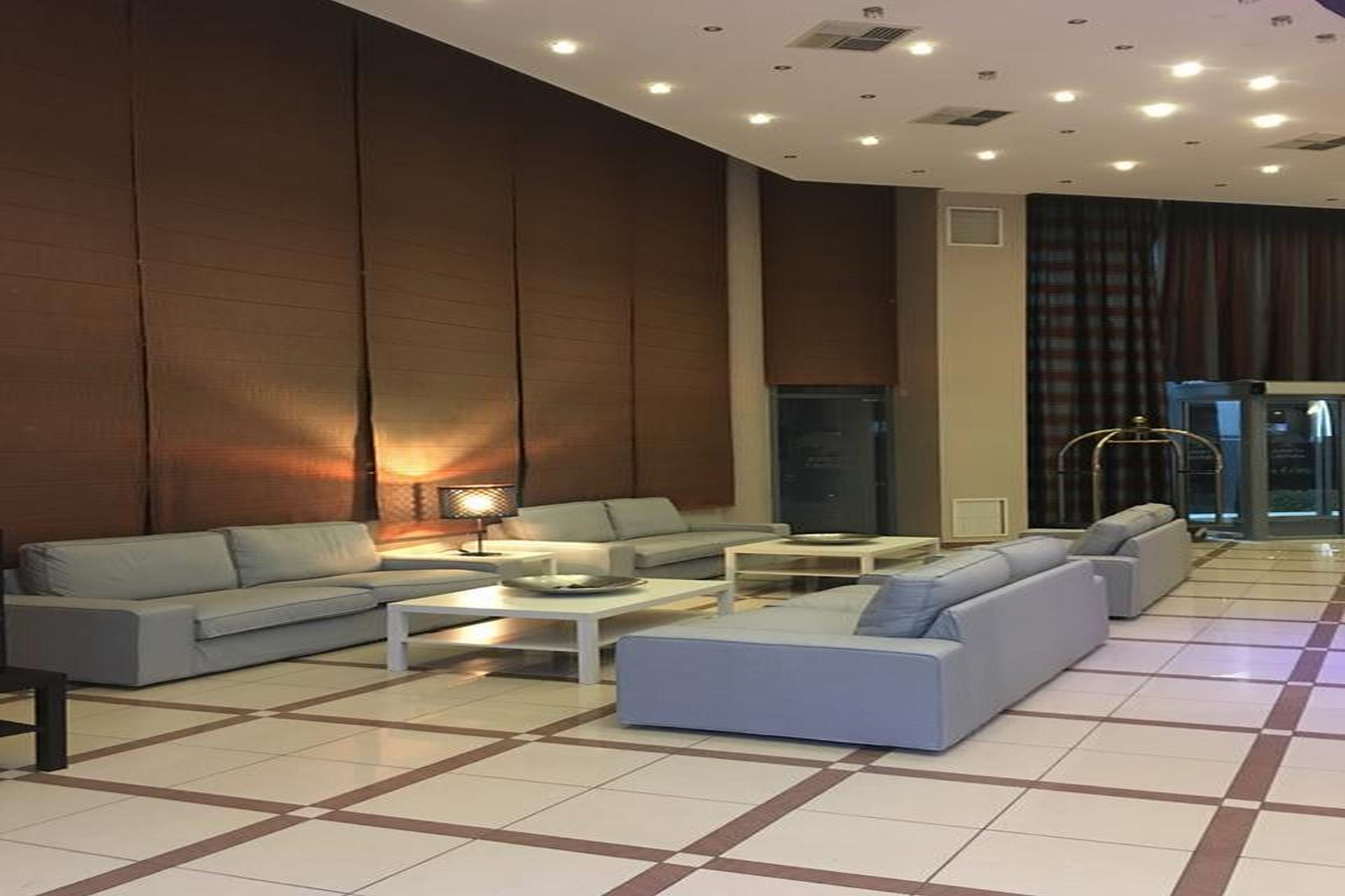 ثيرمي Athina Airport Hotel المظهر الخارجي الصورة